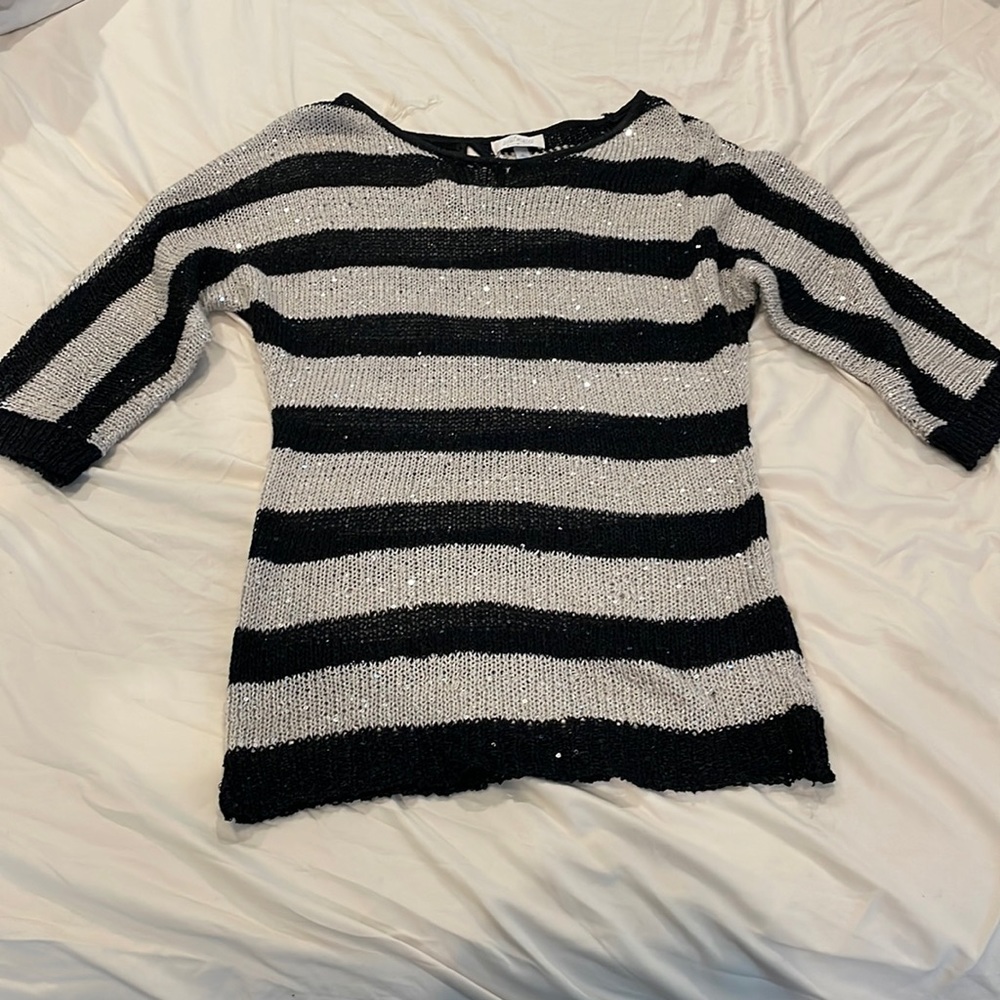 Sparkling quarter sleeve sweater